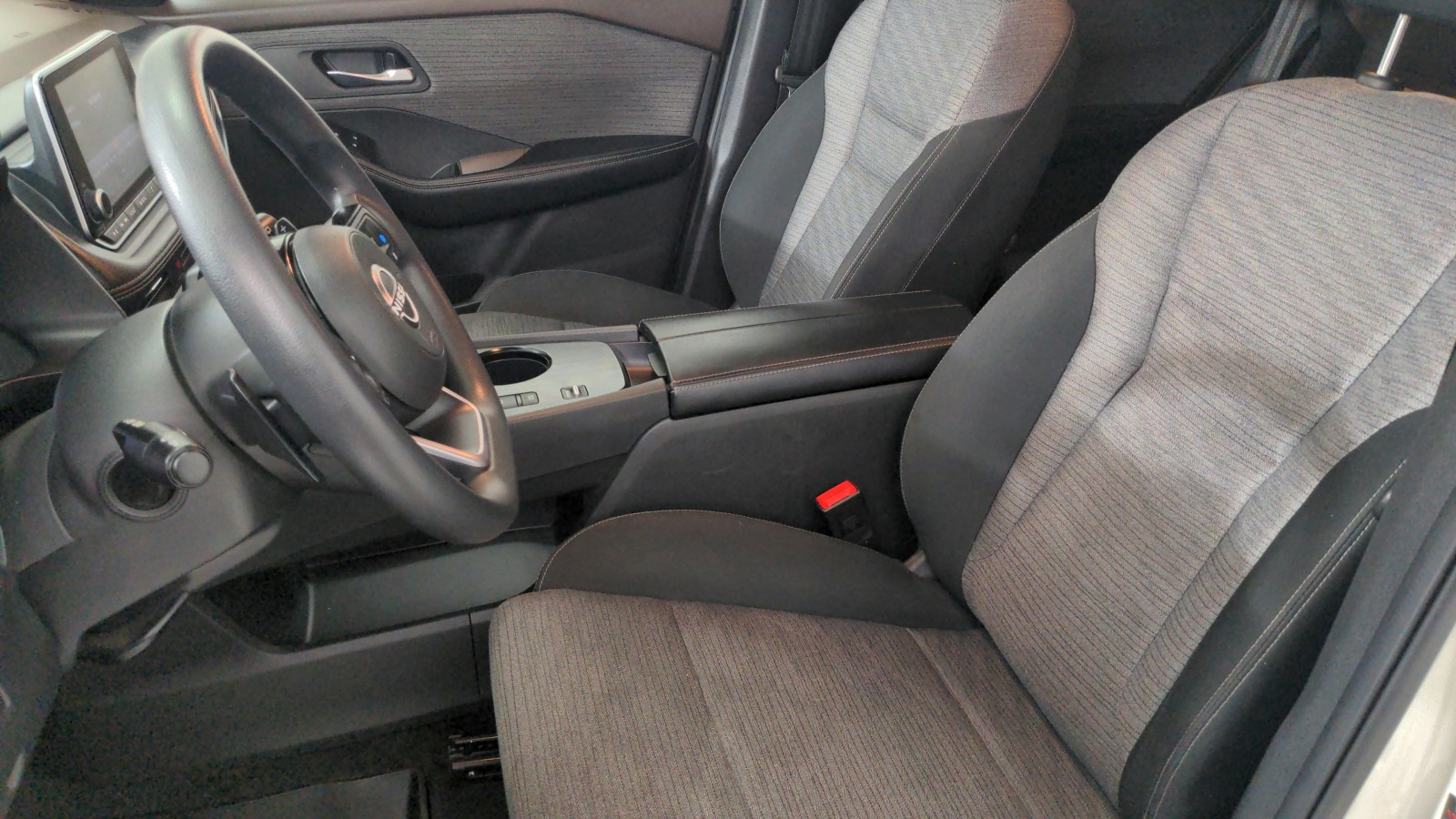 Used 2023 WHITE Nissan SV image 15