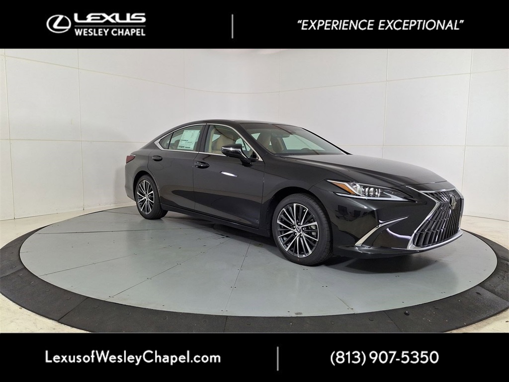 2025 Lexus ES 350's photo