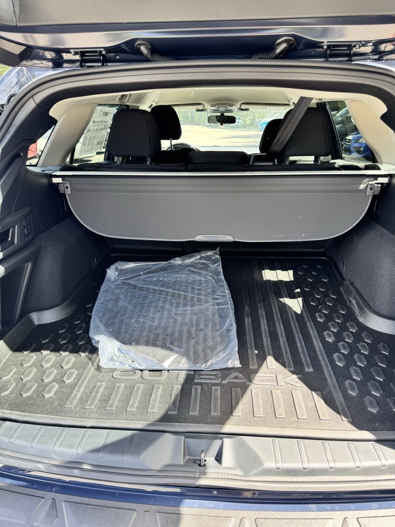 2025 Subaru Outback Premium photo 5