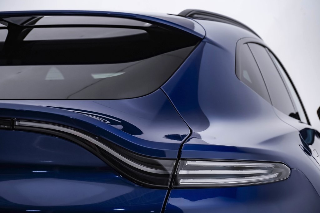 2021 Aston Martin DBX AM8 photo 12
