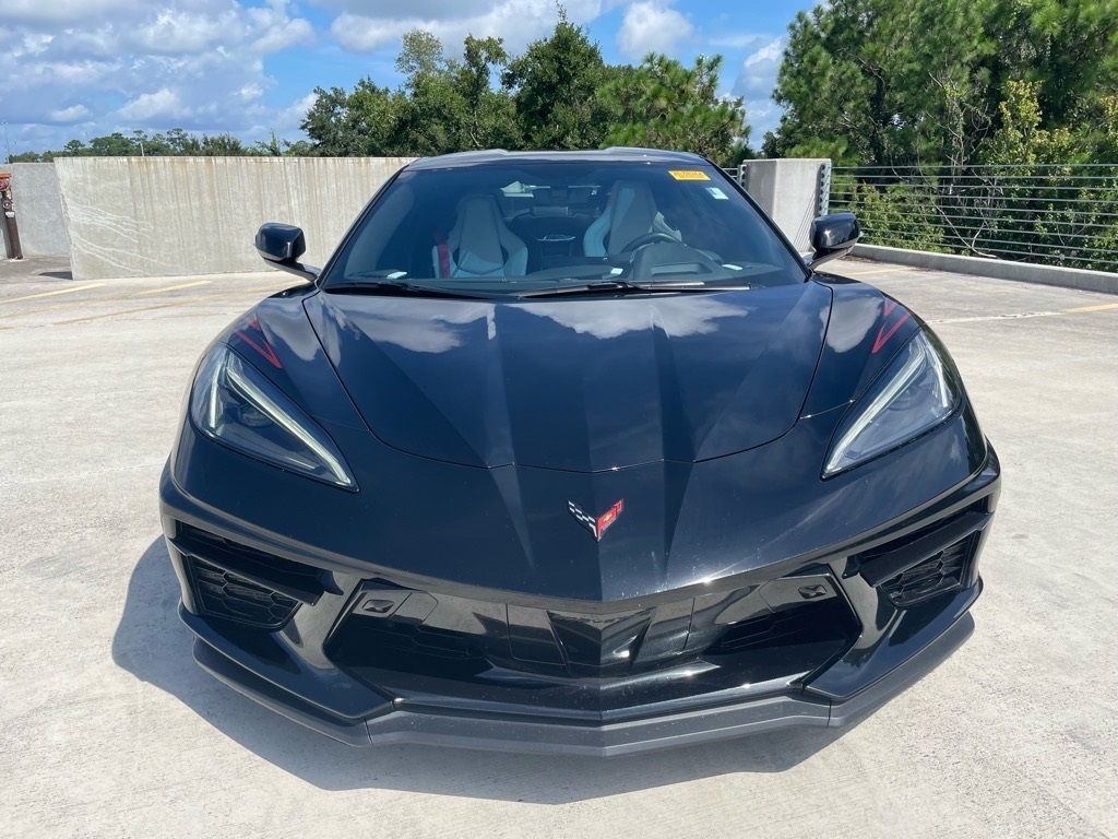 2021 Chevrolet Corvette Stingray photo 2