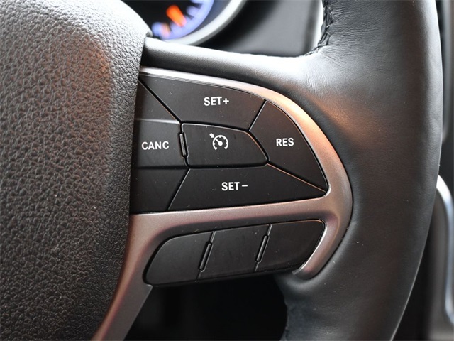 2018 Jeep Grand Cherokee Altitude photo 2