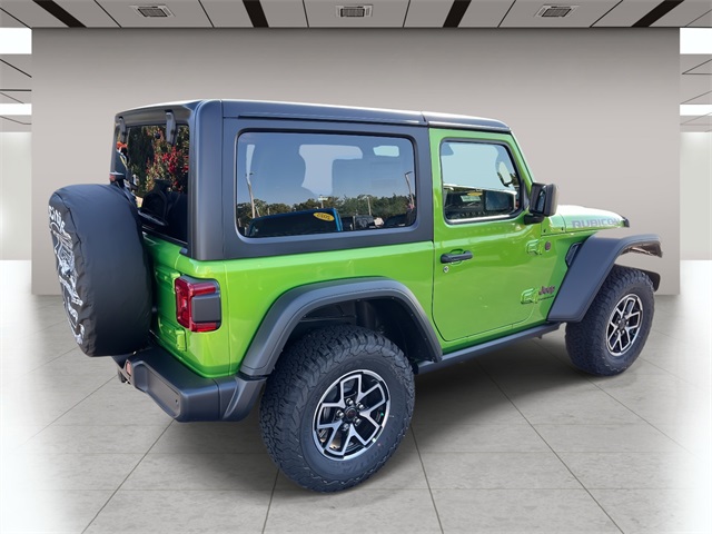 2025 Jeep Wrangler Rubicon photo 3