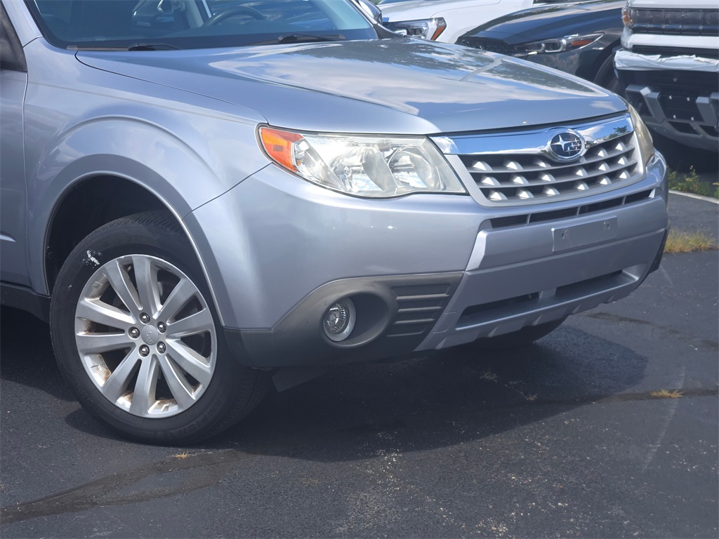 2013 Subaru Forester 2.5X Premium photo 2