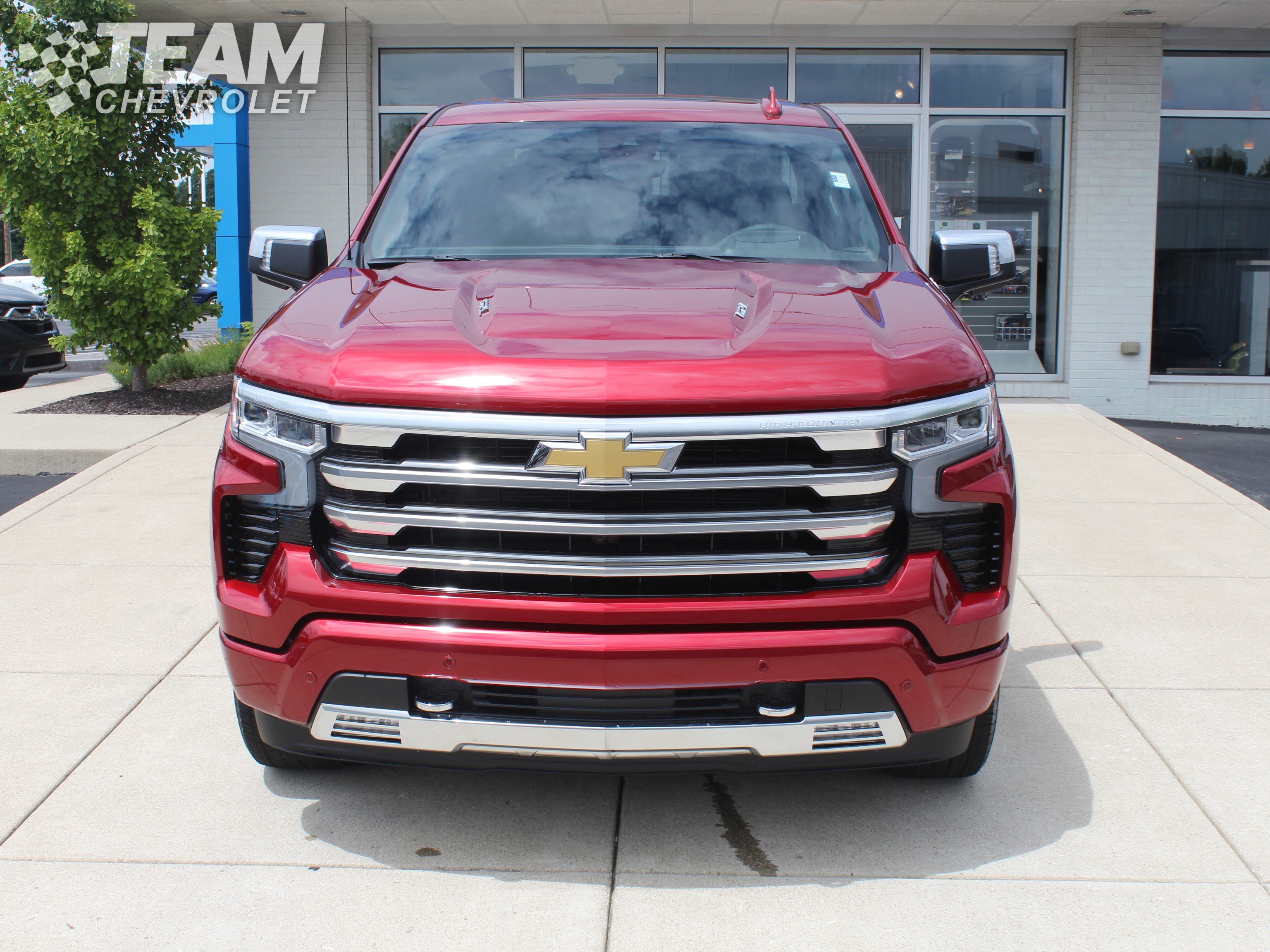 2025 Chevrolet Silverado 1500 High Country photo 8