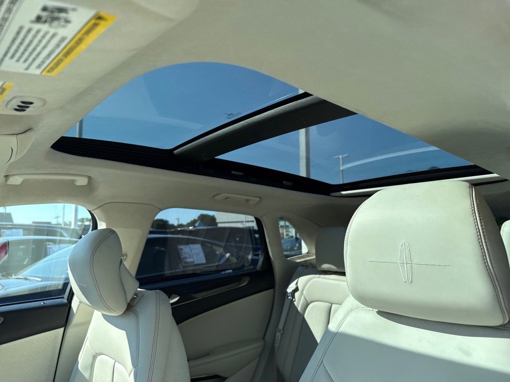 2018 Lincoln MKC Black Label photo 16