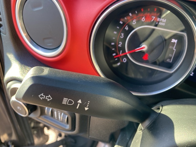 2018 Jeep Wrangler Unlimited Rubicon High Tide photo 18