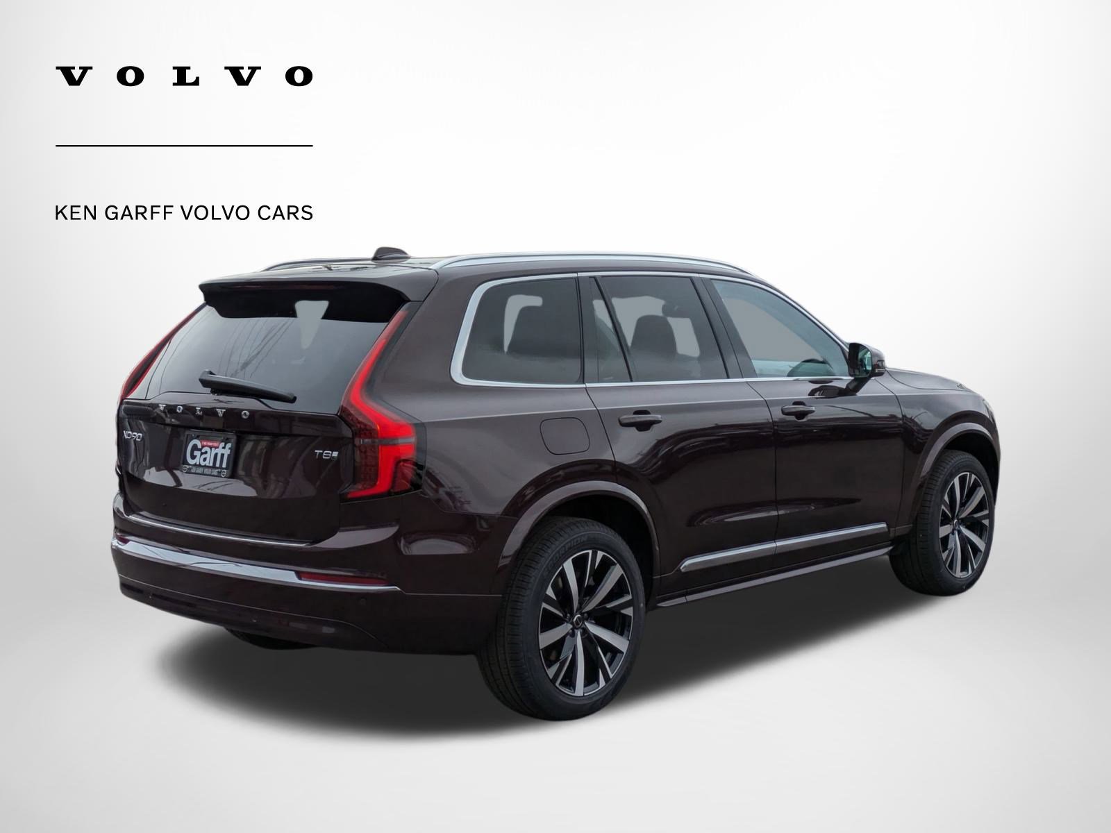 2025 Volvo XC90 Core photo 3
