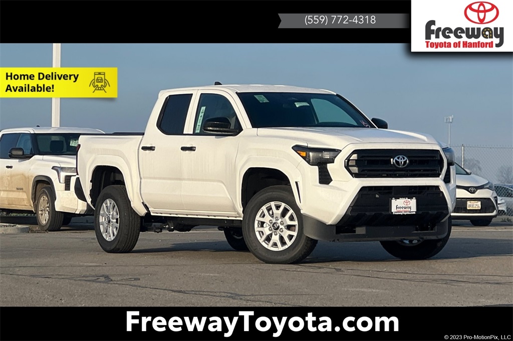 2026 Toyota Tacoma SR's photo