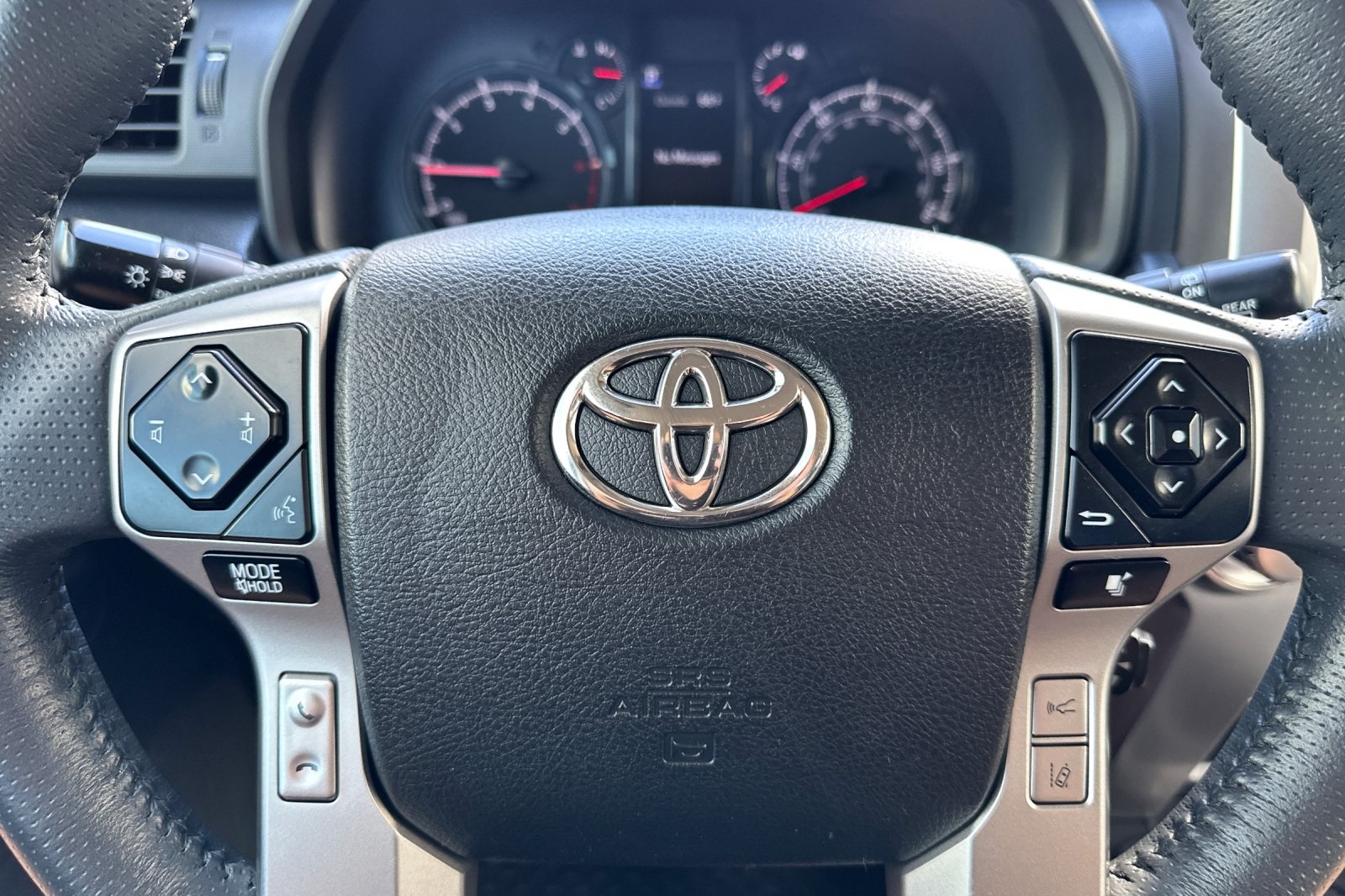 2023 Toyota 4Runner SR5 photo 22