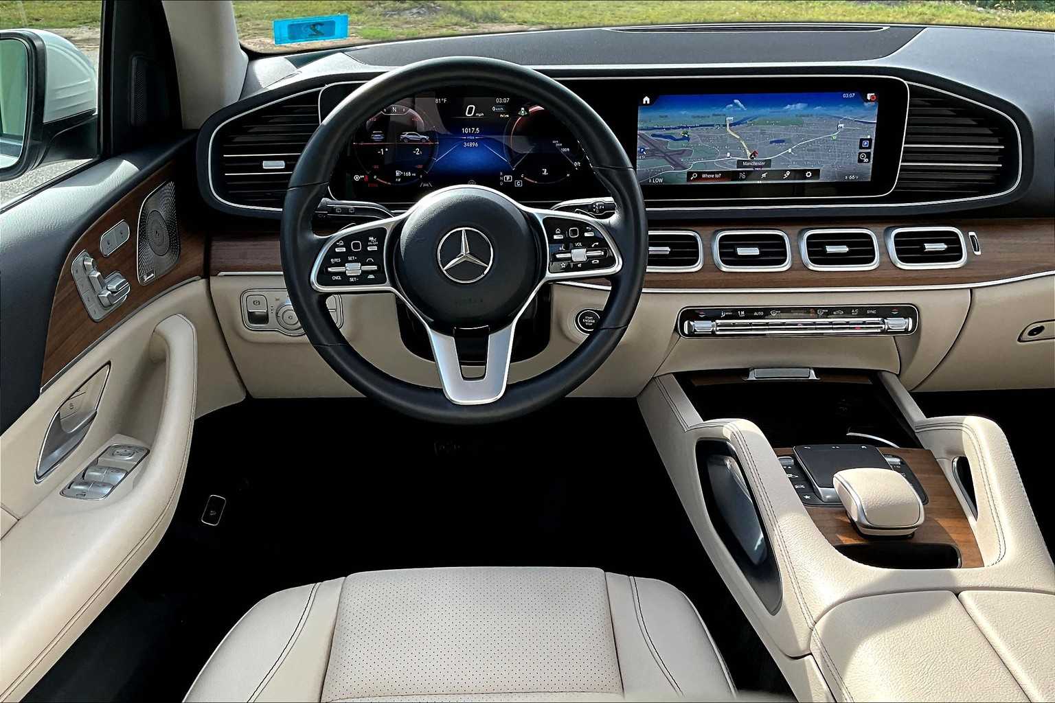 2023 Mercedes Benz GLE 350 4MATIC photo 2