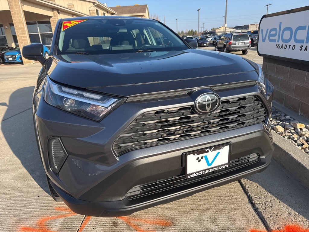 2024 Toyota RAV4 LE photo 2