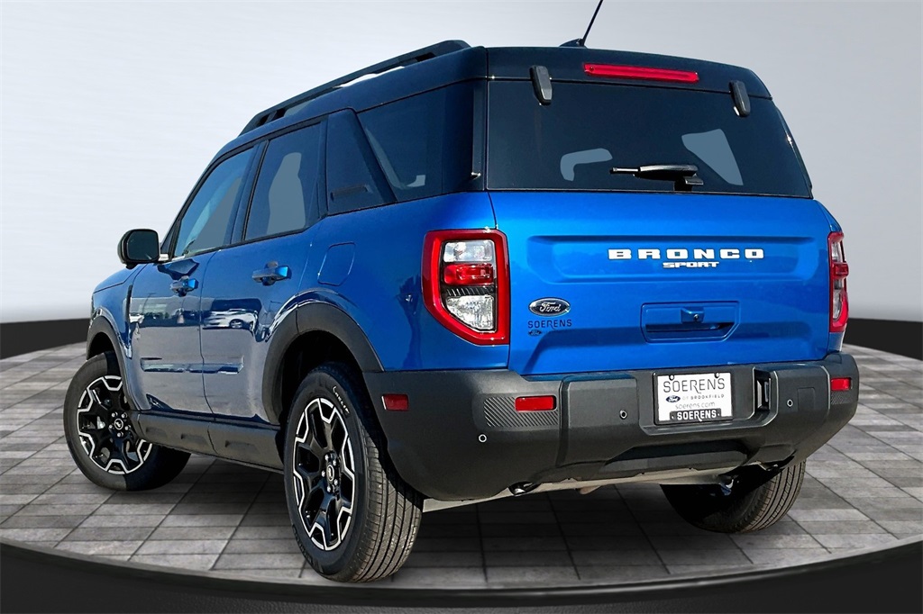 2025 Ford Bronco Sport Outer Banks photo 4