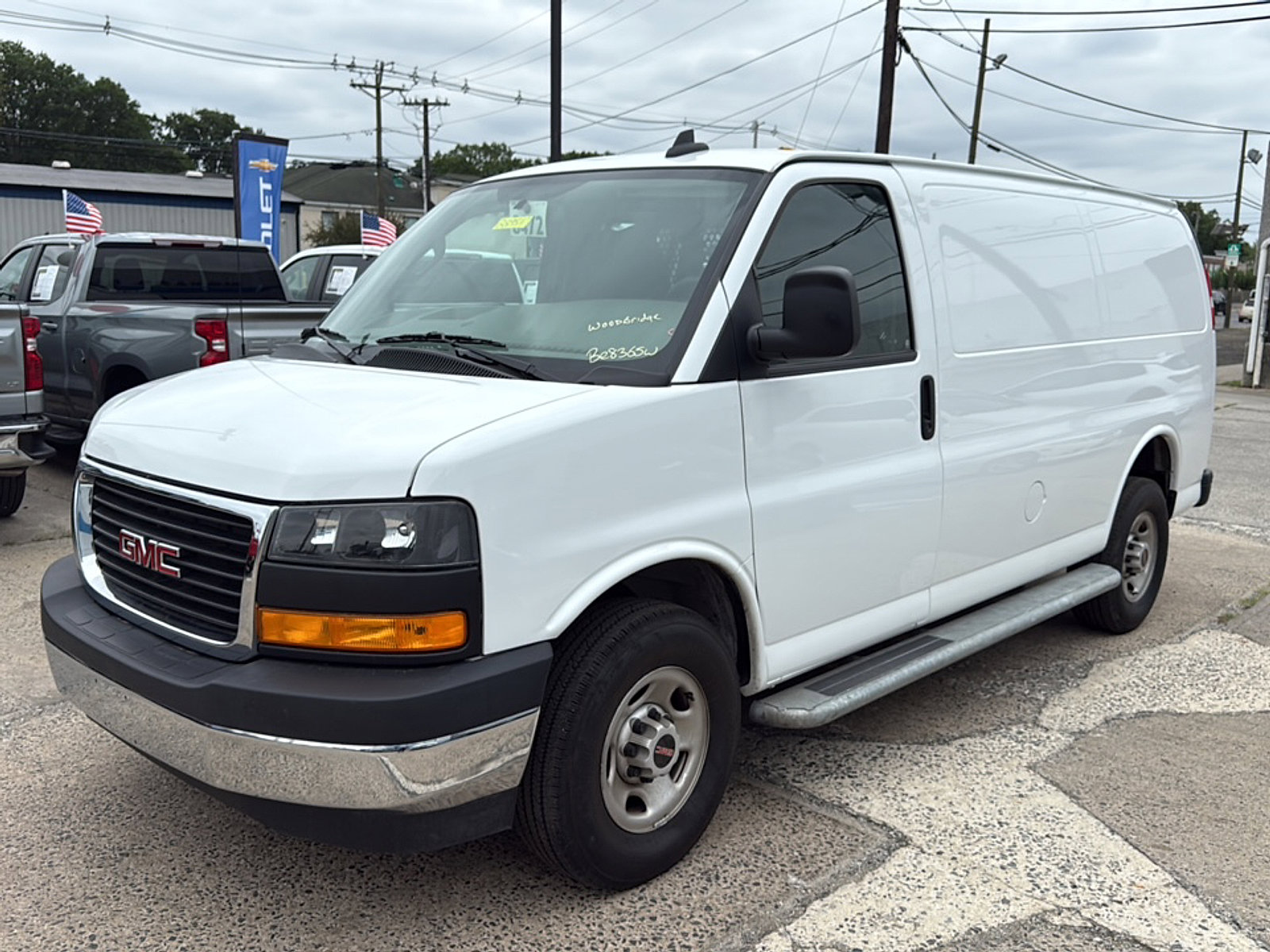2023 Gmc Savana 2500 Cargo photo 2
