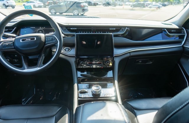 2023 Jeep Cherokee 4xe photo 7