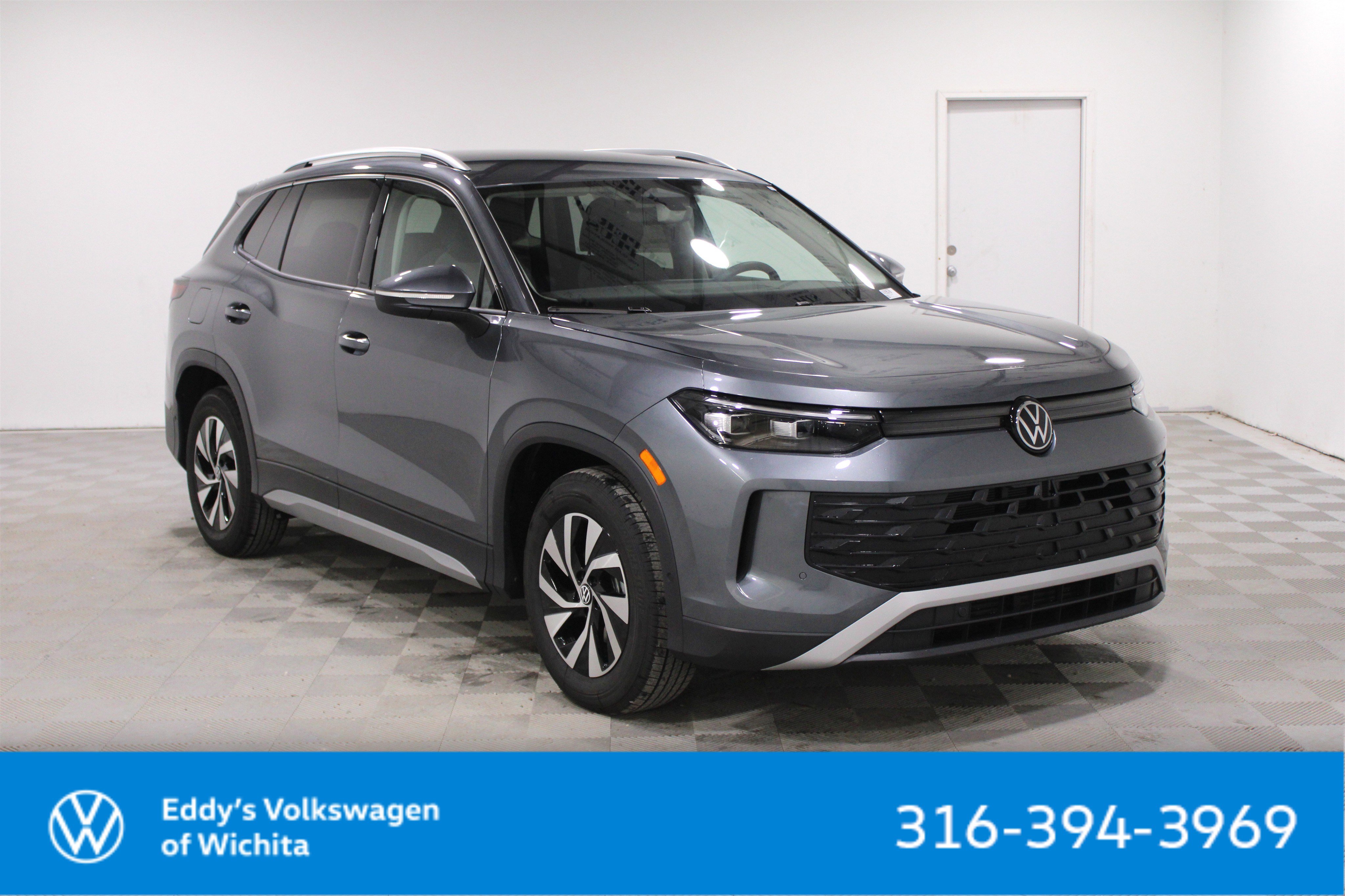 2026 Volkswagen Tiguan S's photo