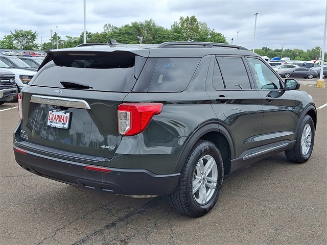 2022 Ford Explorer XLT photo 2