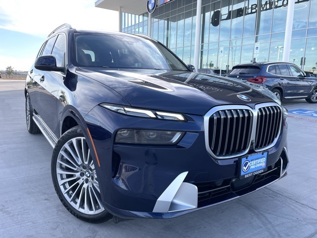2024 BMW X7 40i's photo