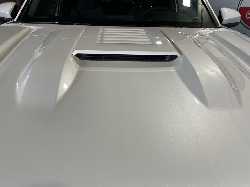 2025 Toyota Tacoma SR5 photo 10