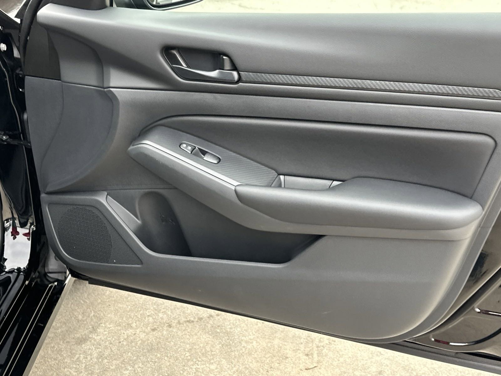 2025 Nissan Altima S photo 14