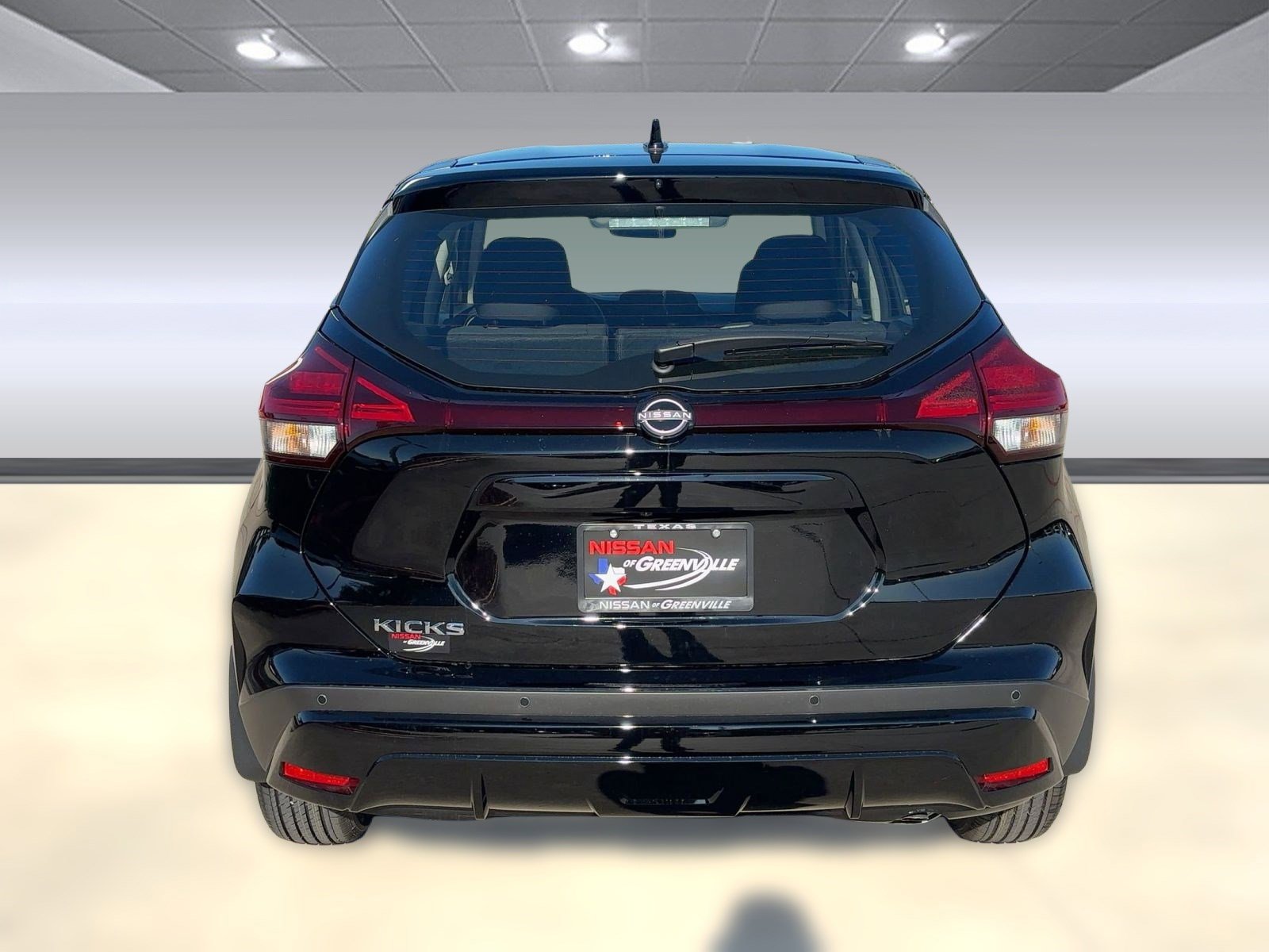 2025 Nissan Kicks Play S photo 10