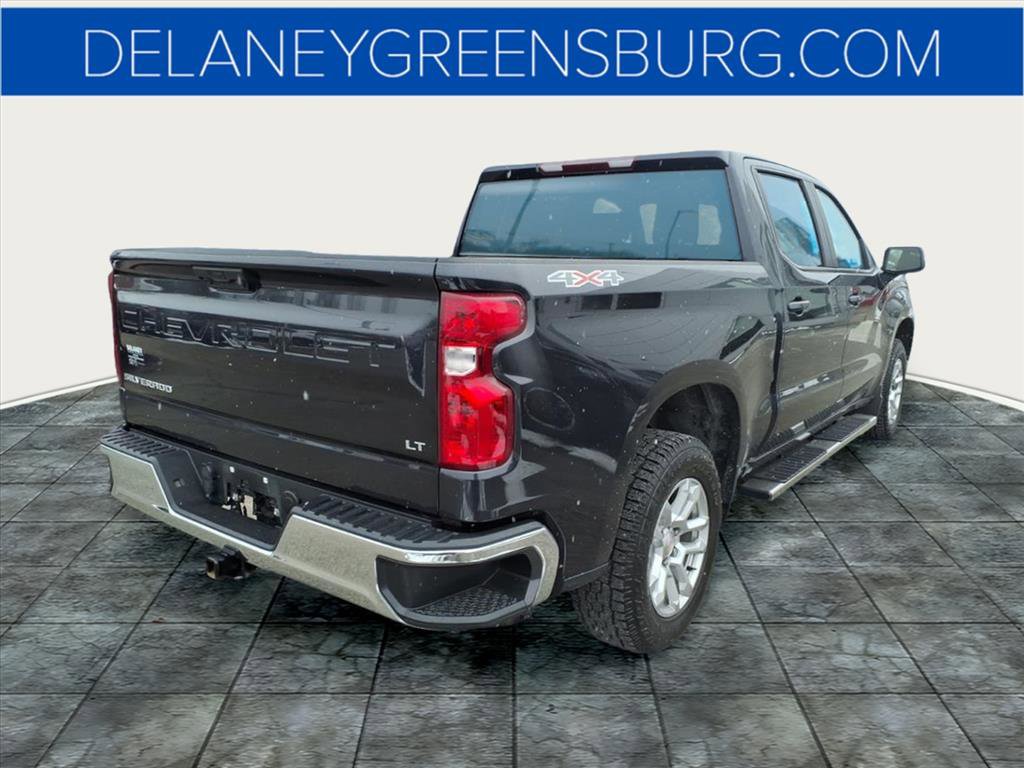 2022 Chevrolet Silverado 1500 LT photo 3