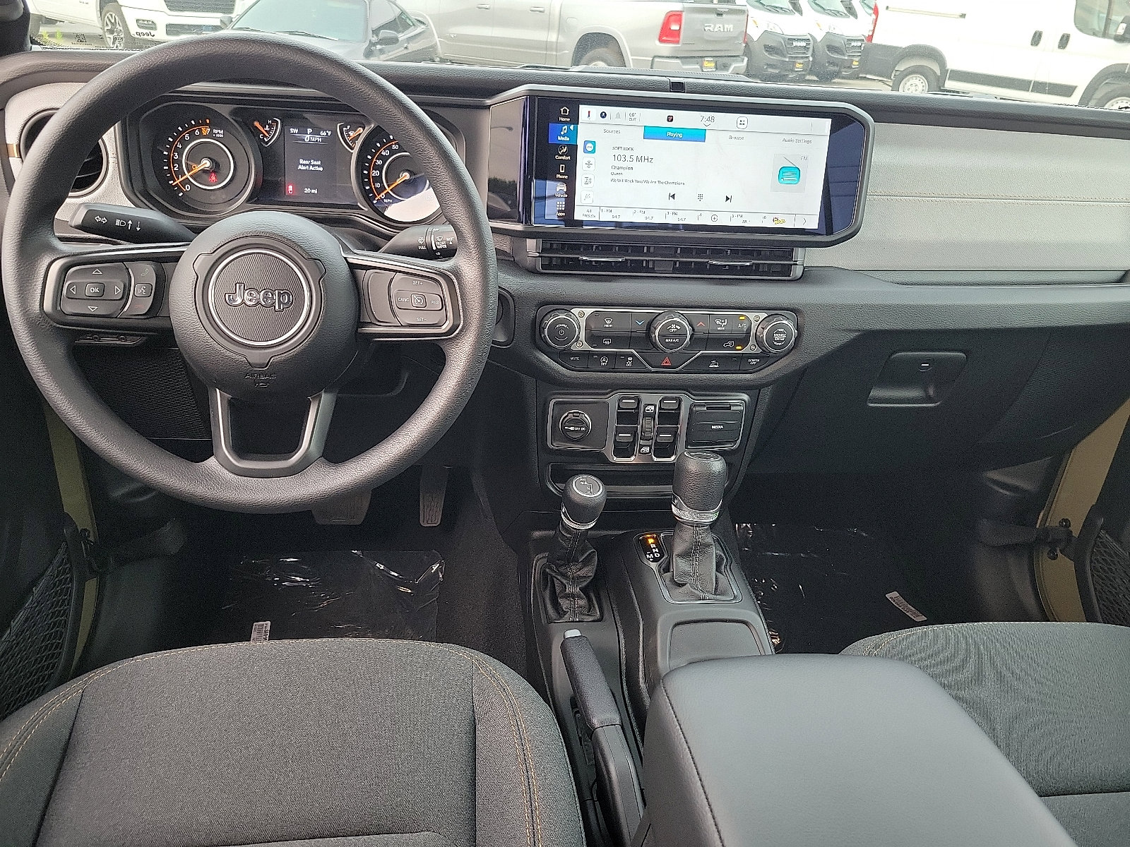 2025 Jeep Gladiator Sport photo 4