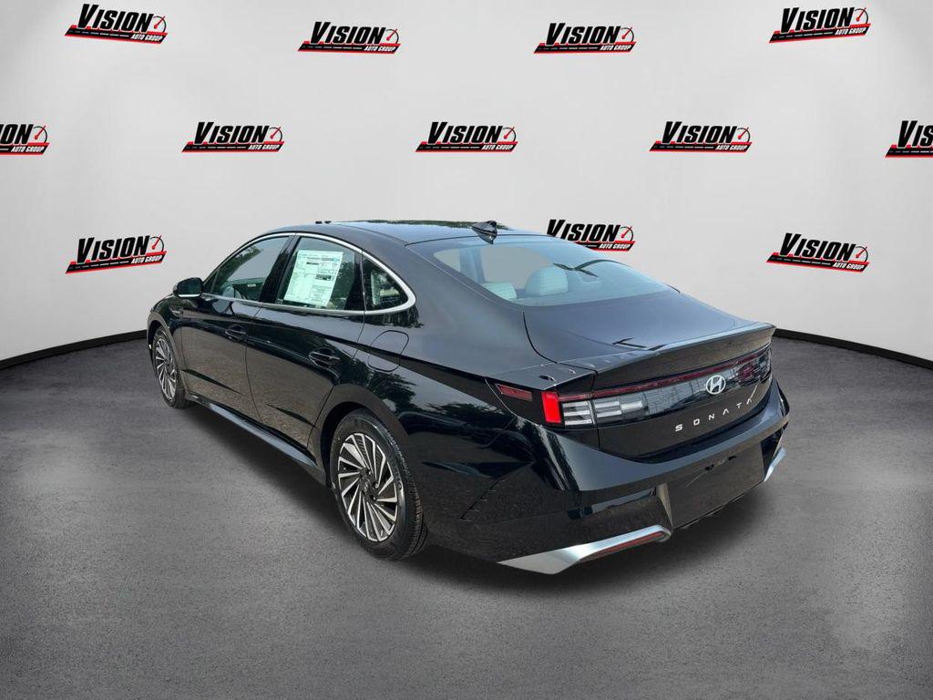 2024 Hyundai Sonata Hybrid SEL photo 4