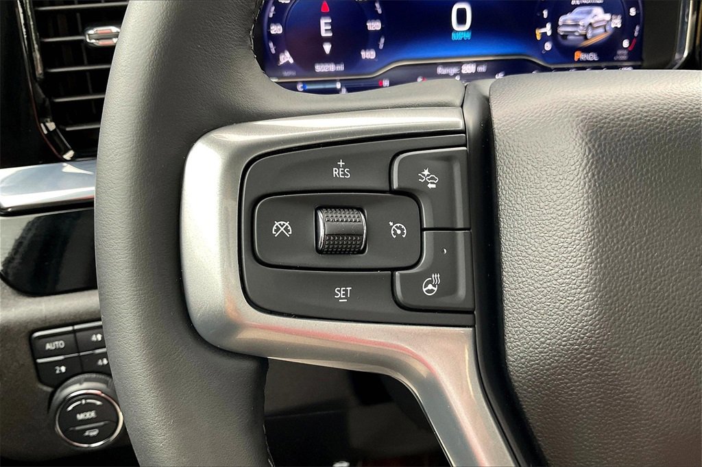 2024 Chevrolet Silverado 1500 RST photo 18