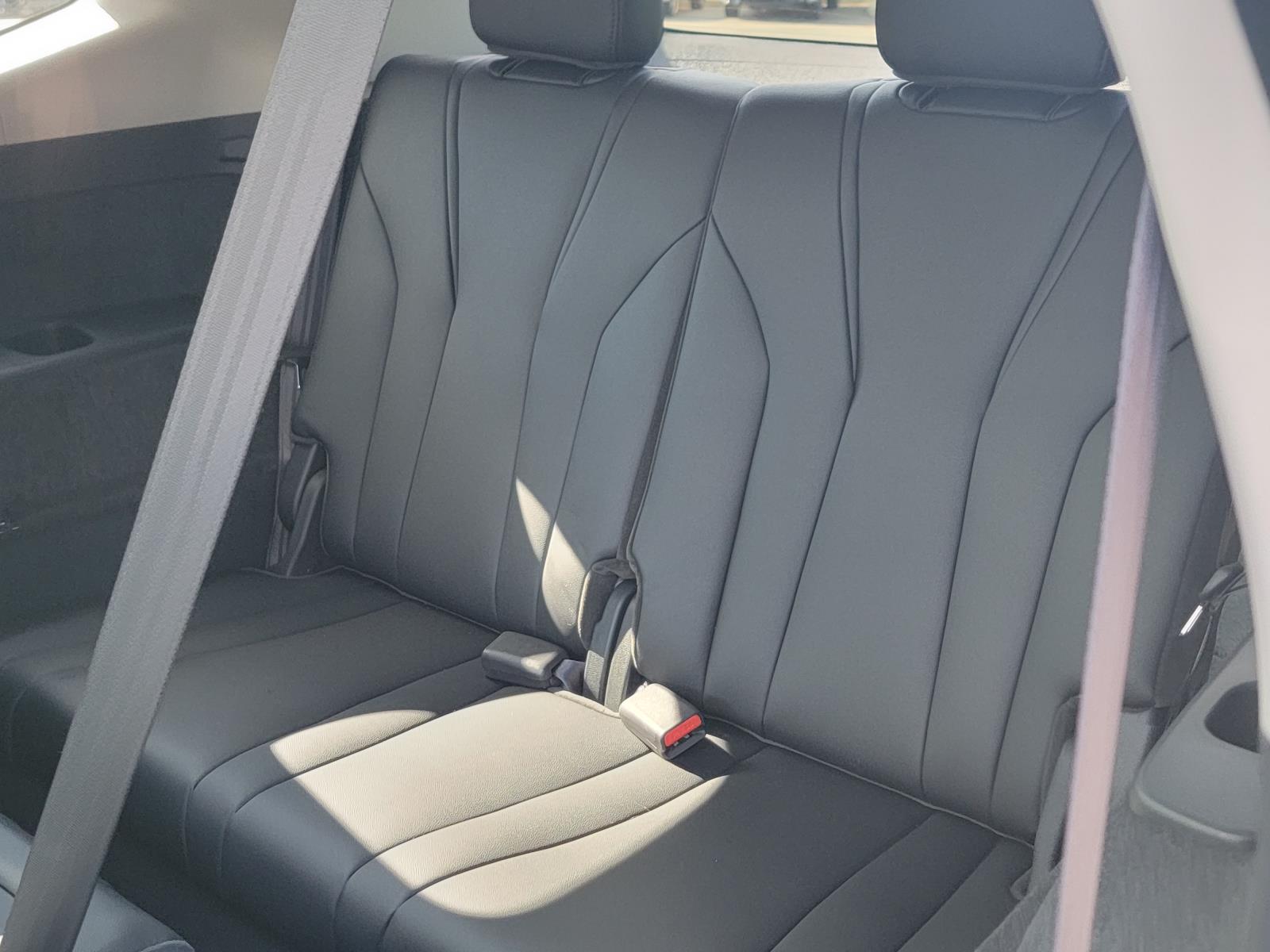 2025 Acura MDX SH-AWD photo 11