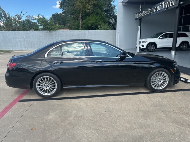 2022 Mercedes Benz E 350 photo 2