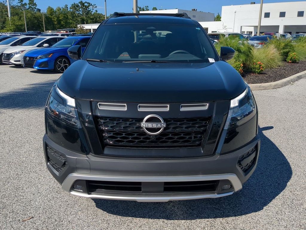 2025 Nissan Pathfinder Rock Creek photo 7