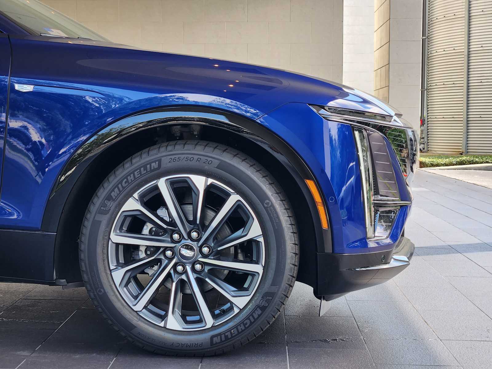 2025 Cadillac Lyriq Sport photo 5