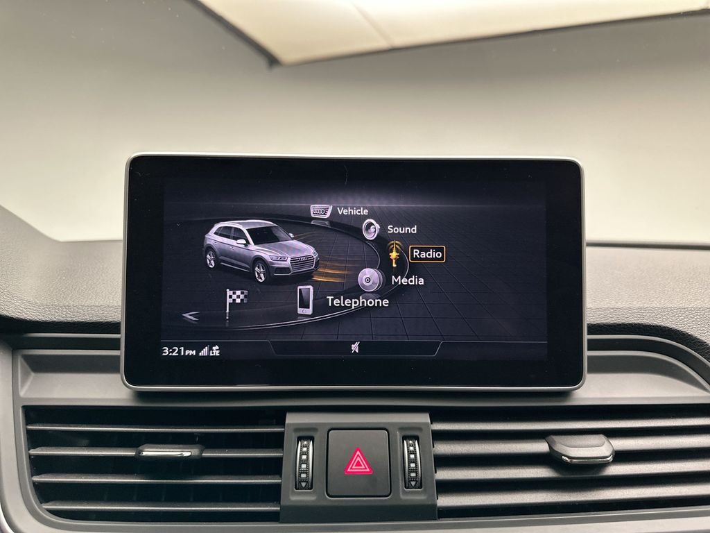2020 Audi SQ5 Premium Plus photo 14