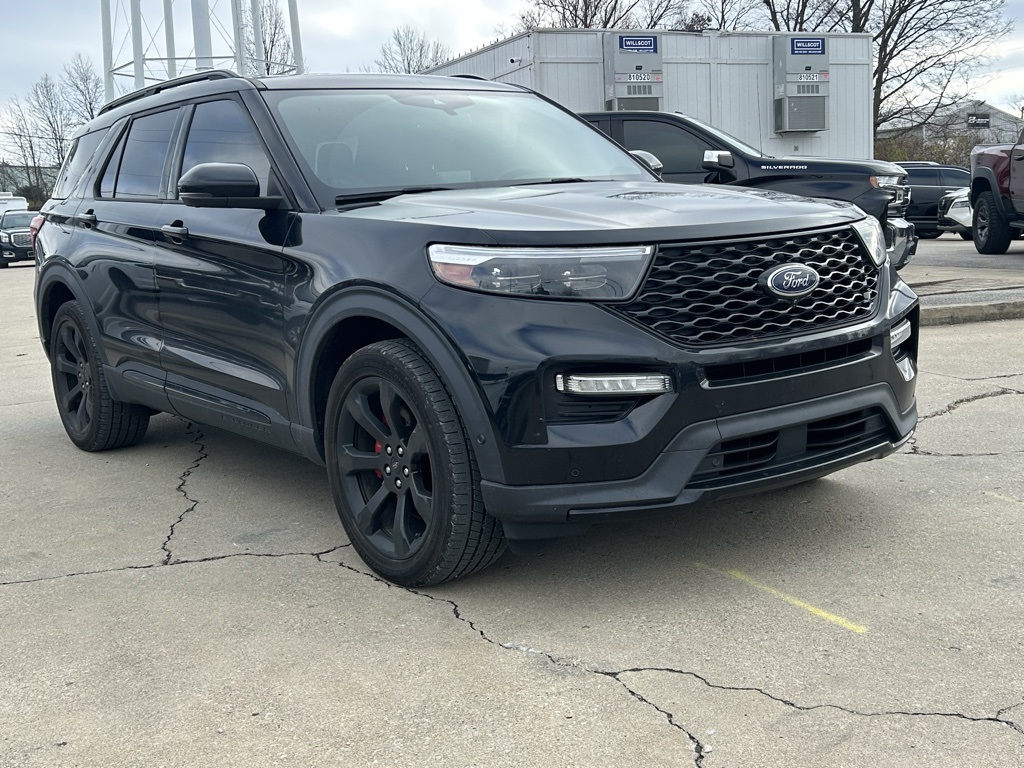2020 Ford Explorer ST photo 3