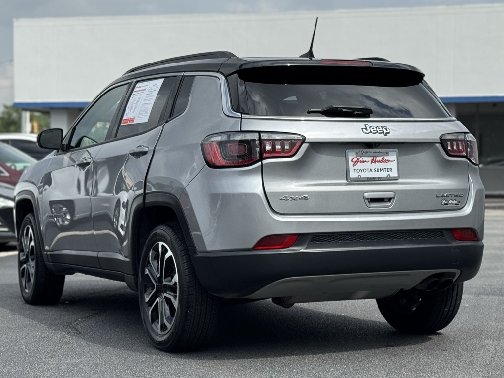2022 Jeep Compass Limited photo 5