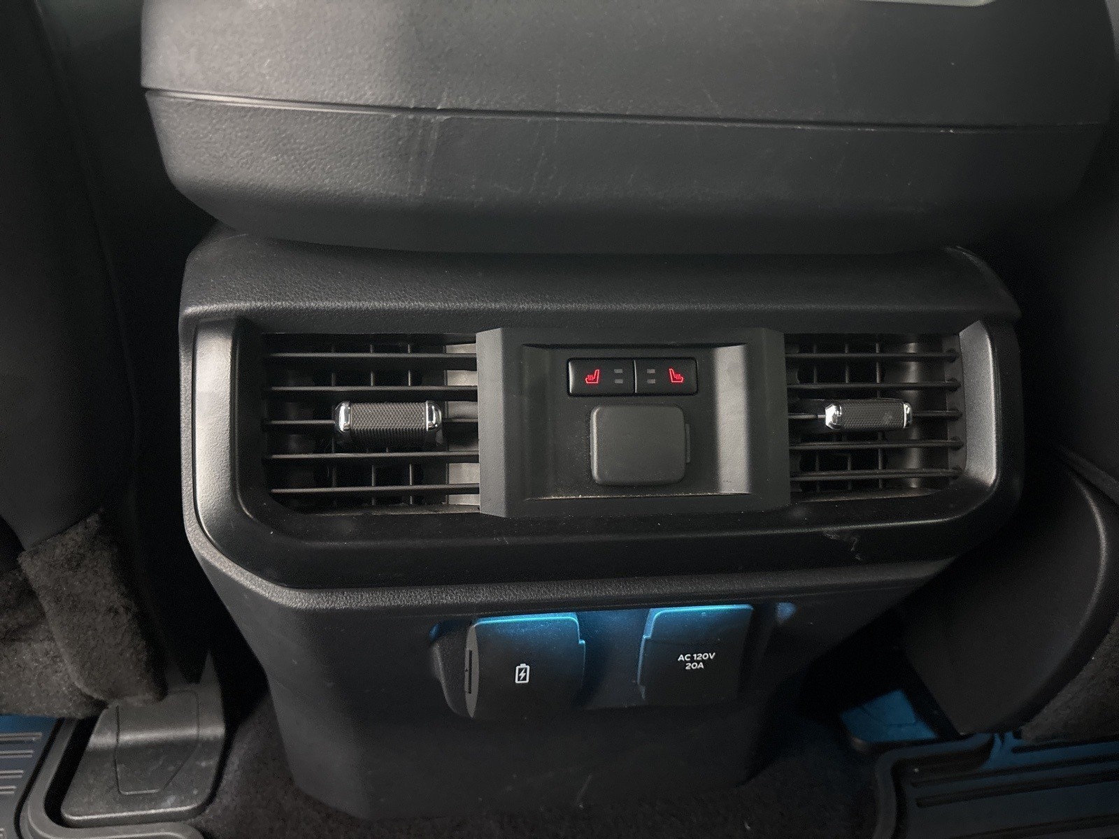 2023 Ford F-150 Raptor photo 22