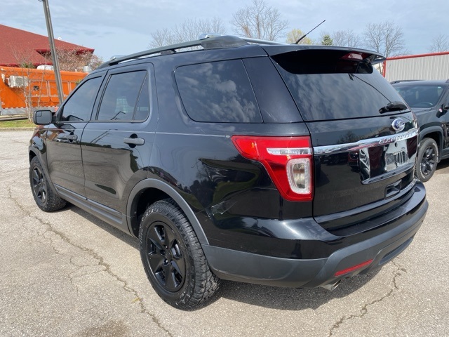 2013 Ford Explorer Base photo 4