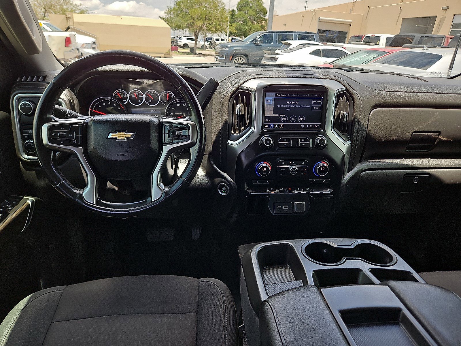 2021 Chevrolet Silverado 1500 LT photo 13