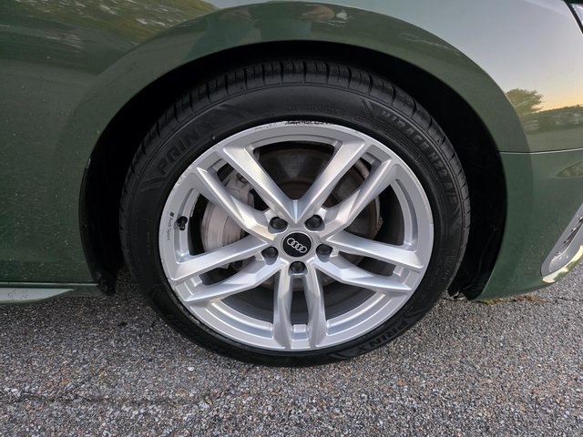 2023 Audi A4 45 S line Premium Plus photo 10