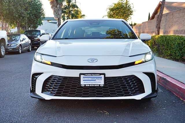 Used 2025 White Toyota SE image 4