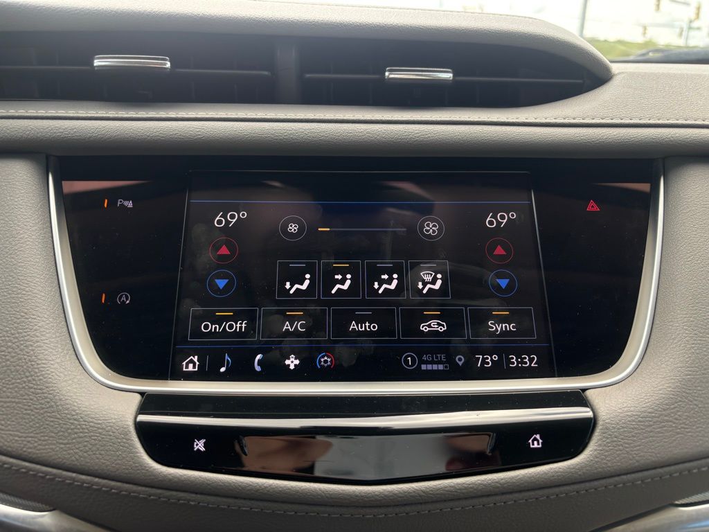 2022 Cadillac XT5 Premium Luxury photo 10