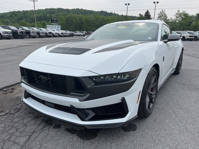 2025 Ford Mustang Dark Horse Premium photo 3