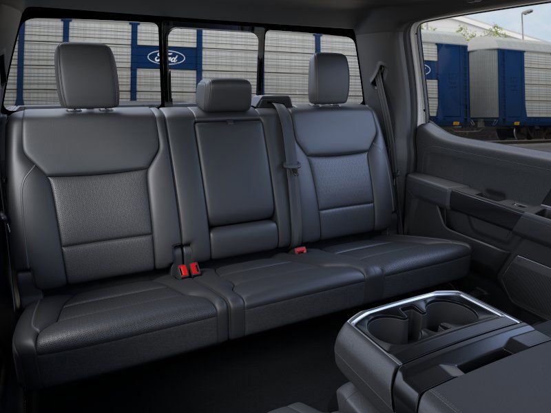 2025 Ford F-150 Lariat photo 11