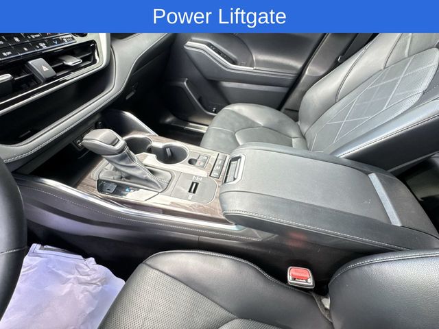 2022 Toyota Highlander Hybrid Platinum photo 21