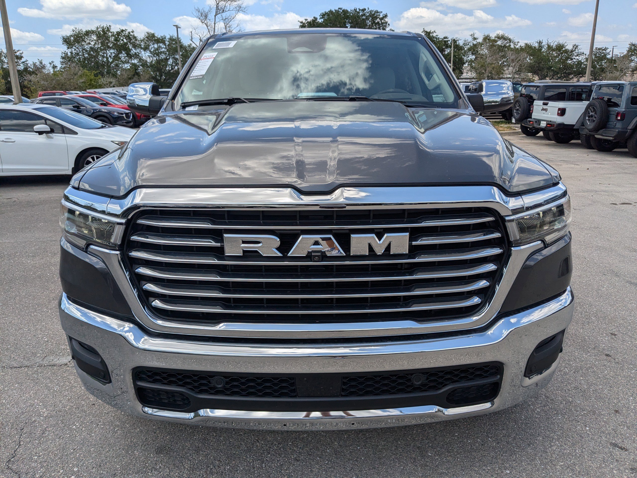 2025 Ram 1500 Laramie photo 2