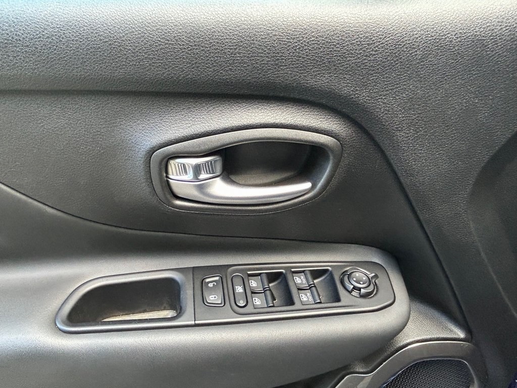 2021 Jeep Renegade Limited photo 19