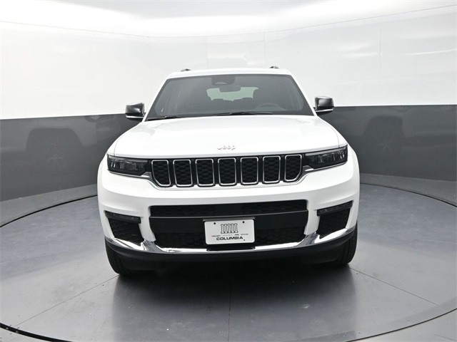 2025 Jeep Grand Cherokee Limited photo 2