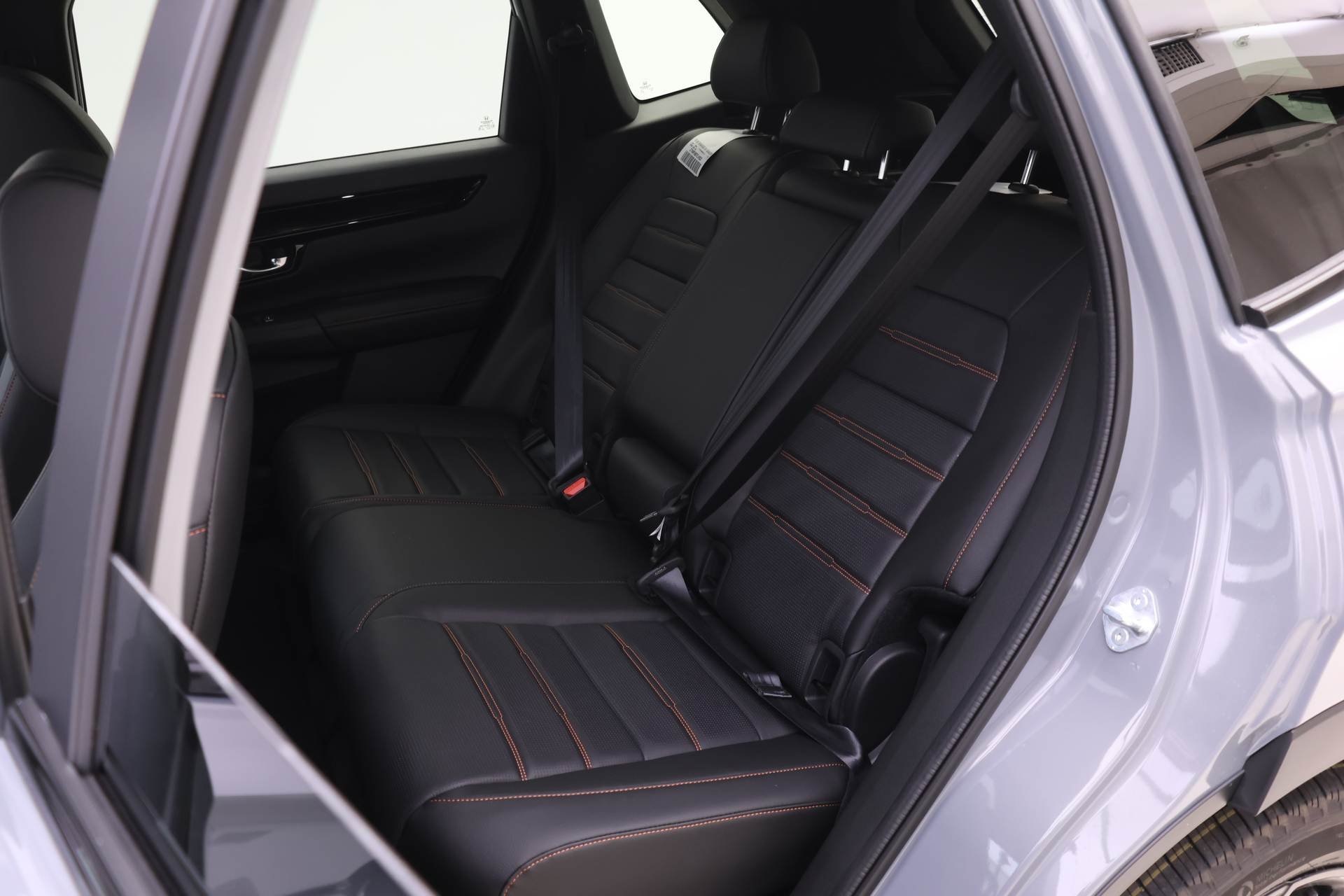 2026 Honda CR-V Hybrid Sport Touring photo 7