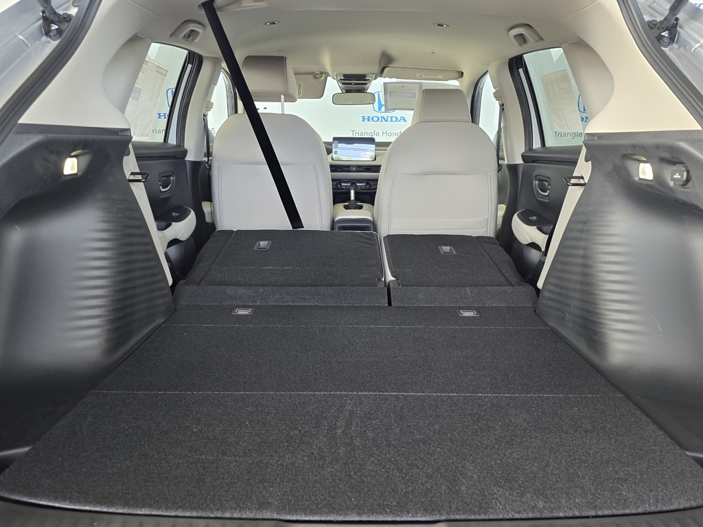 2026 Honda HR-V LX photo 48
